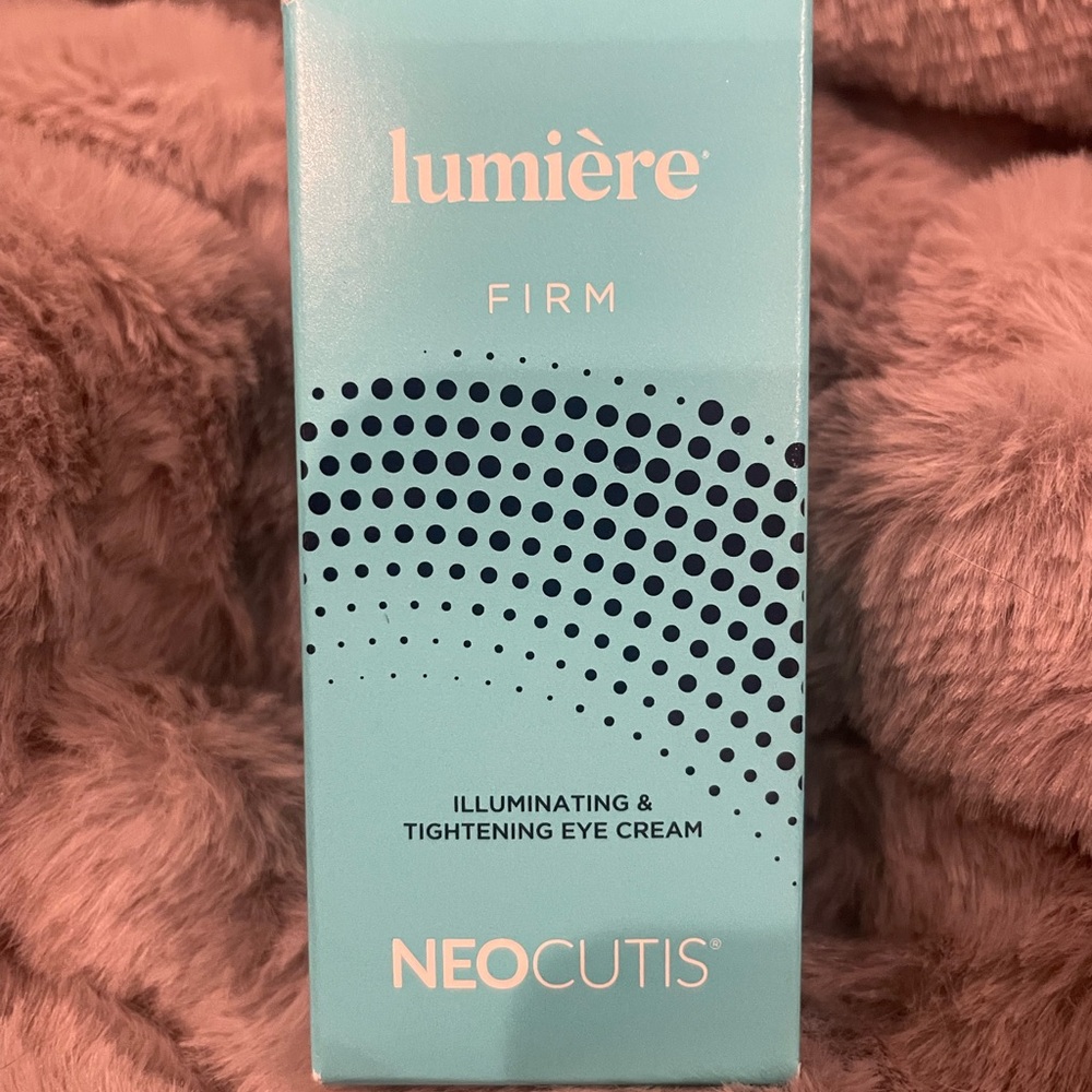 Lumière Firm Eye Cream - Blue
